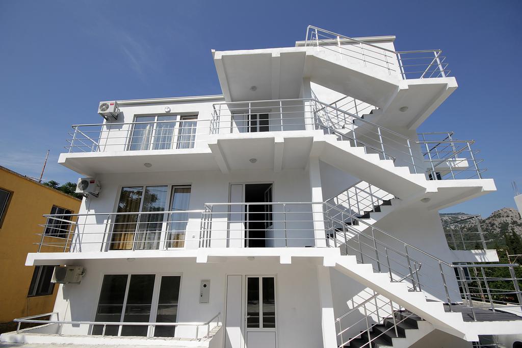 Apartments Victoria Sutomore Eksteriør bilde